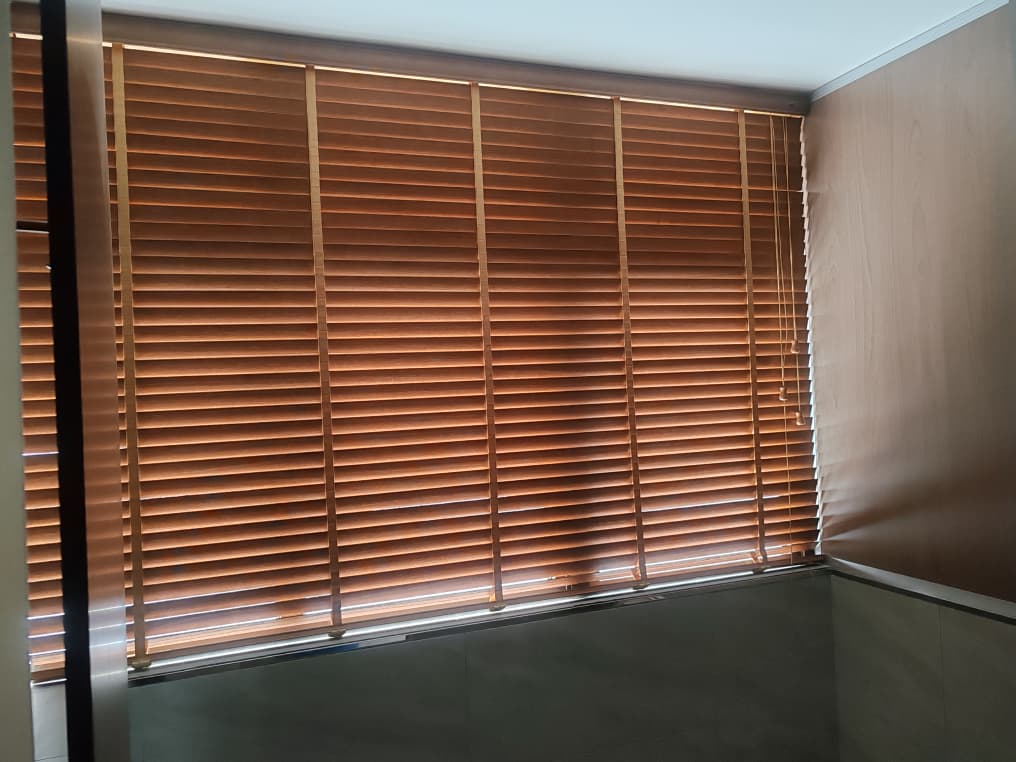 TIMBER PS BLINDS & LANTEX BLIND